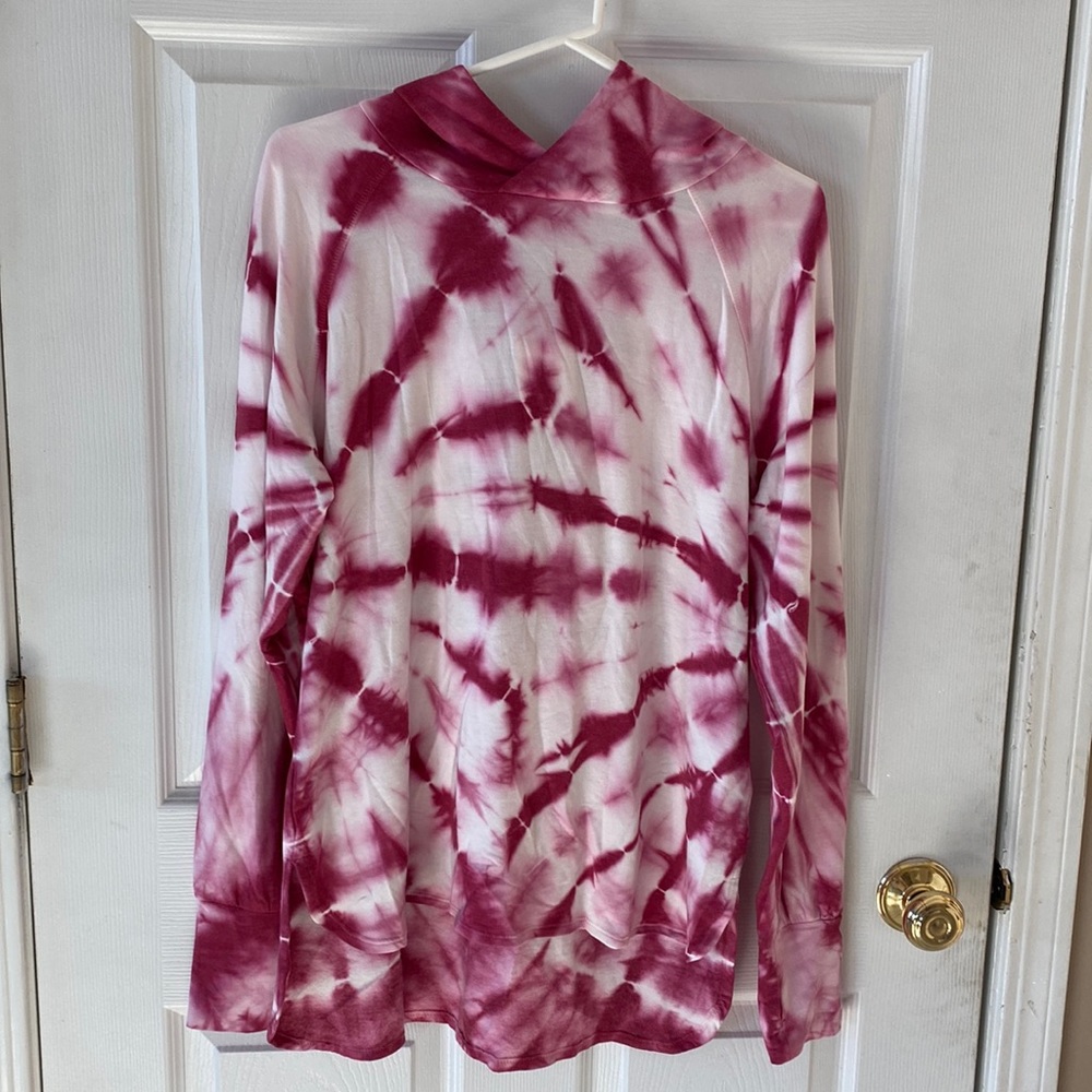 NWT pink tye dye hoody te verde size large